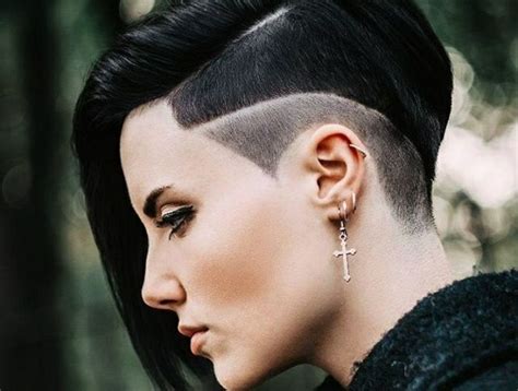 coupe cheveux sur le côté|Undercut : 29 Idées de coupes de cheveux courtes。